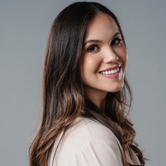 Isabella Rosa, Cirurgião plástico São Paulo