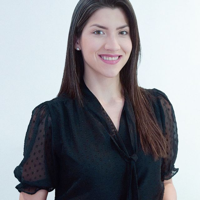 Gabriela Ximena Via Reque Cortes, Endocrinologista São Paulo