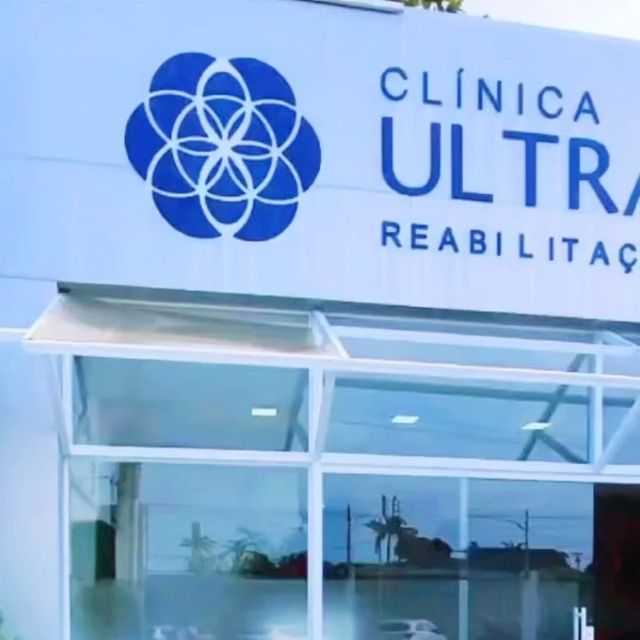 Mariana  Nicolini Santos, Cirurgião vascular Itanhaém