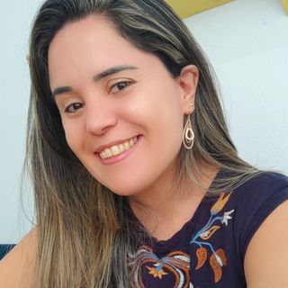 Dra. Maria Fernanda Neves