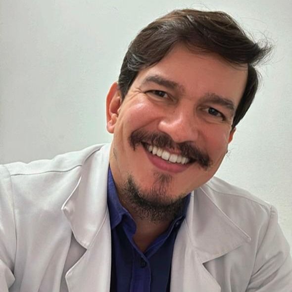 Felipe Elias Álvares Moreira, Médico clínico geral Rio de Janeiro