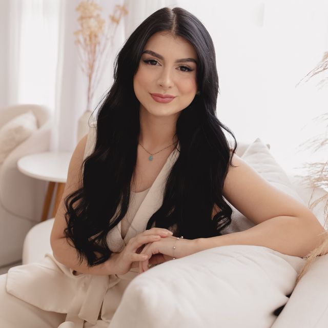 Stefani Azevedo, Psicólogo Maringá