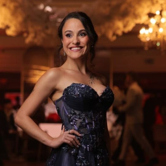 Flávia L. Medeiros, Psicólogo Curitiba