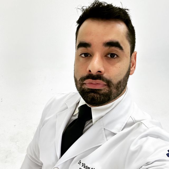 Victor  Hugo Rocha Lima, Dentista Goiânia