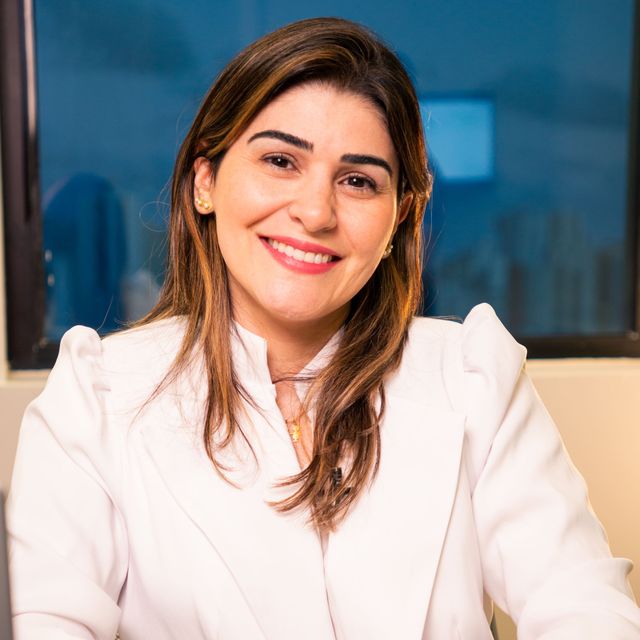 Afra de Abreu e Lima Montenegro, Oftalmologista Recife