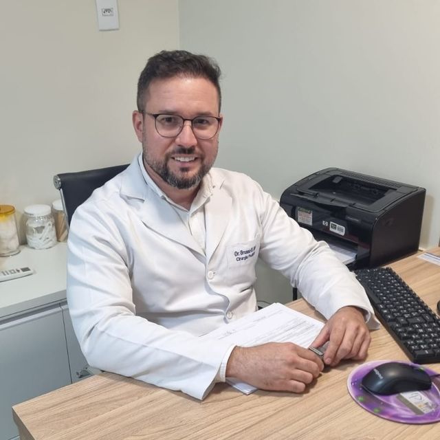 Brunno Barreto Barros, Cirurgião pediátrico Feira de Santana