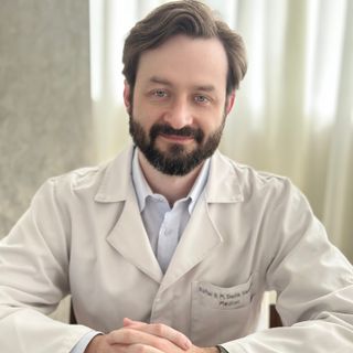 Ampliar imagem: Rafael Bettega Moro Dalla Vecchia, Médico de família Curitiba