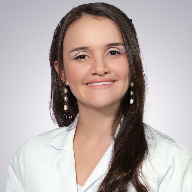 Angélica  Reyes Choconta, Médico general Cali