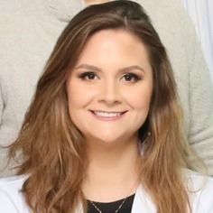 Amanda Giuberti Poltronieri, Médico clínico geral Curitiba