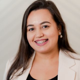 Ampliar imagem: Thais Renovato Gontijo, Radioterapeuta Goiânia