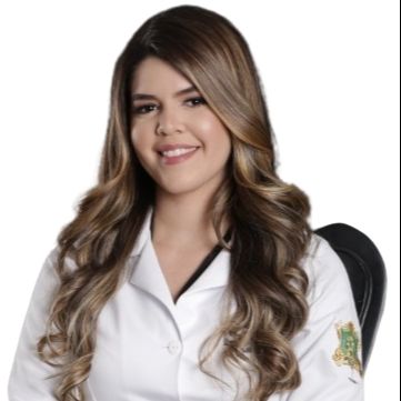Júlia  Andrade Moutinho, Cardiologista Lauro de Freitas