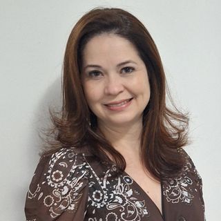 Dra. Veridiana Muller Monteiro dos Santos