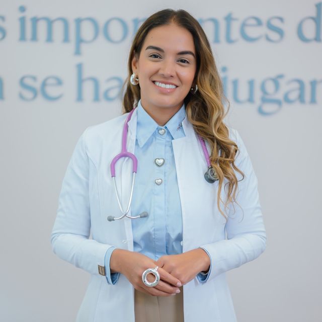 Clara Marcela Peña, Pediatra Bogotá