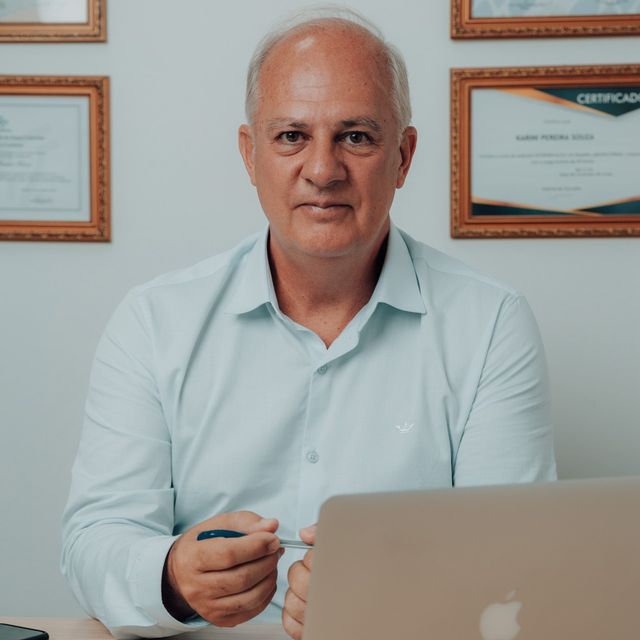 Niraldo  Paulino, Terapeuta complementar Florianópolis