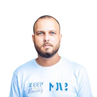 Ampliar imagem: Martins Oliveira, Fisioterapeuta Porto Seguro