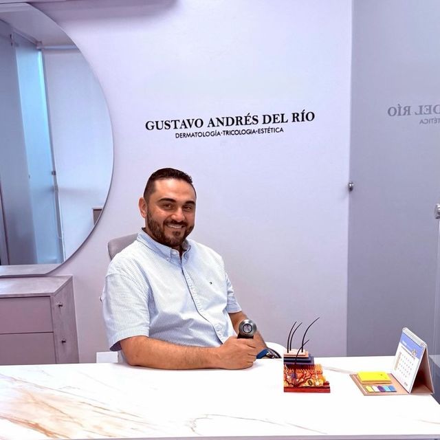 Gustavo Andres  Del Rio, Dermatólogo Pereira