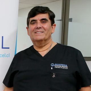 Acercar imagen: Raúl Guillermo  Ritter Rios, Cirujano plástico Las Condes