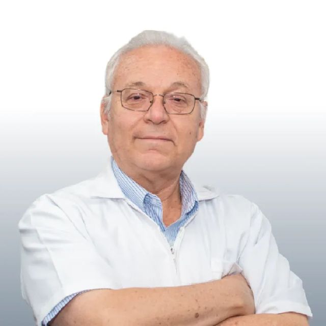 Cesar Arturo Duran Espinoza, Oftalmólogo Lima