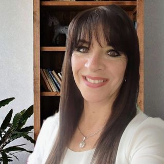 Acercar imagen: Sariza Serquen Haaker, Psicólogo Surco