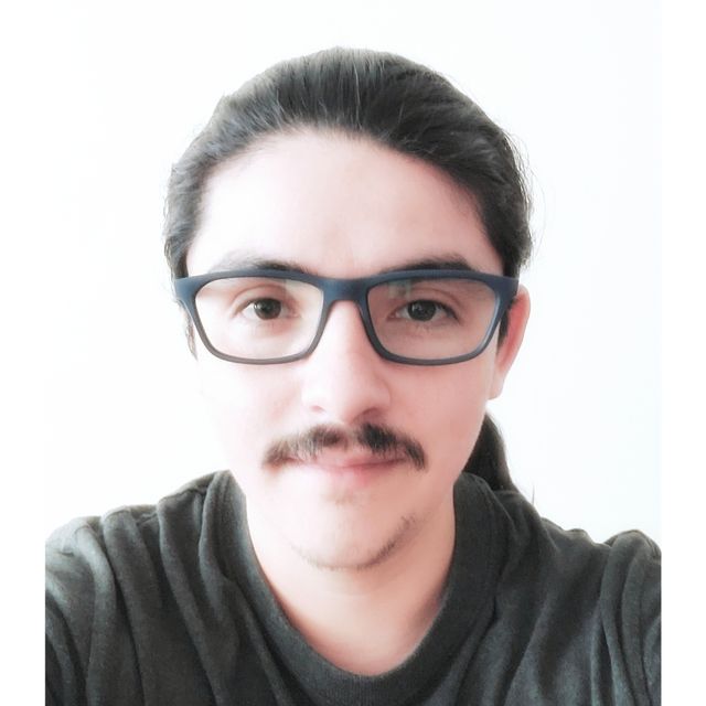 Domingo Chiguay, Químico farmacéutico Antofagasta