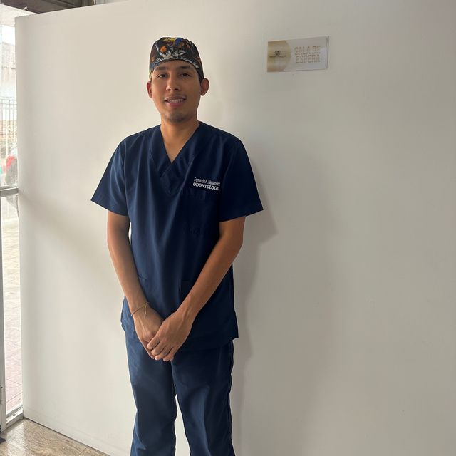 Fernando Andrés Hernández Babilonia, Odontólogo Cartagena