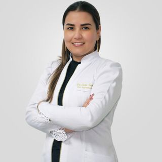 Acercar imagen: Cinthia Renteros Parra, Oftalmólogo Piura