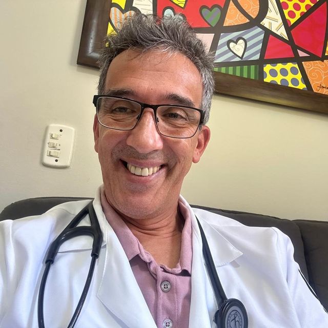 Délcio Naves Gomes, Psiquiatra Cabreúva