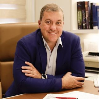 Marco Aurélio De Castro Pereira, Neurologista Volta Redonda