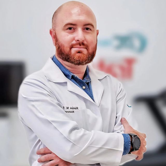 Marlon Michel Moreira, Fisioterapeuta Franca