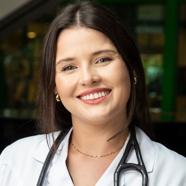 Monique  Koelln, Cardiologista Porto Alegre
