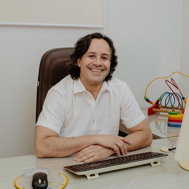 Leonardo Macedo, Pediatra Montes Claros