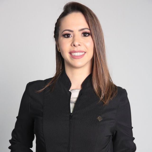 Manuela Nunes, Dentista Joinville