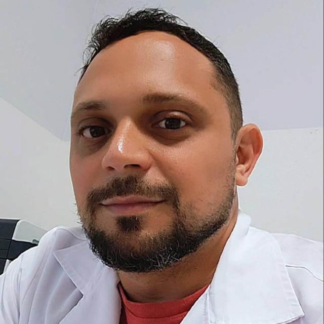 Felipe  Costa da Silva , Médico clínico geral Confresa