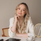 Dra. Ana Lívia de Castro