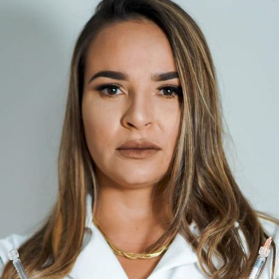 Naiana Amaral  de Miranda, Especialista em Biomedicina Barueri