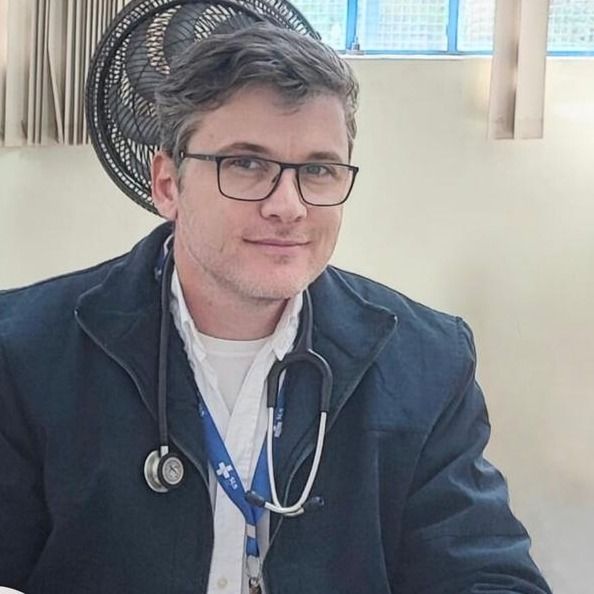 Lucas Luiz da Silva, Médico clínico geral Itanhaém