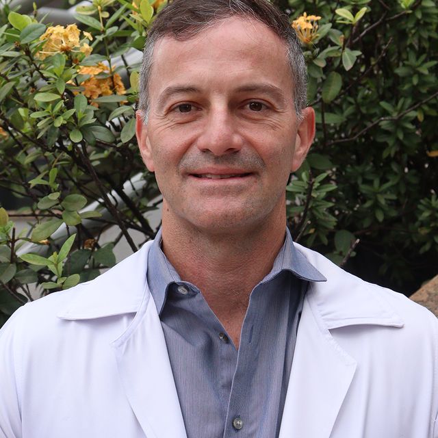 Fabiano Pizzo Reis, Gastroenterologista Goiânia