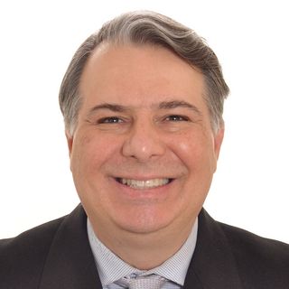 Carlos Henrique Guimarães Júnior, Dentista Brasília