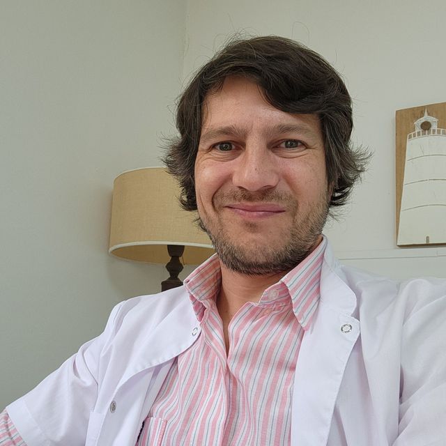 Andrés Miguel Alonso, Gastroenterólogo Puerto Madryn