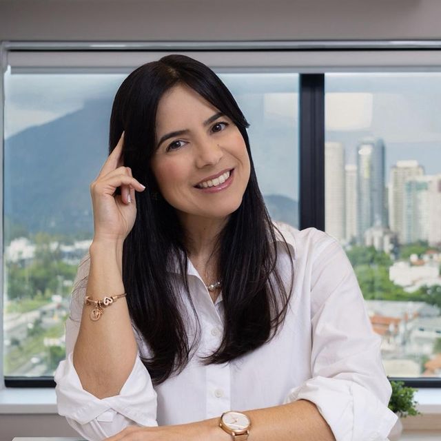 Isabelle Cavalcante Mury, Otorrino Rio de Janeiro