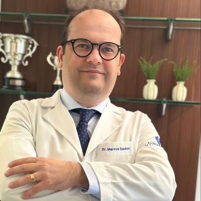 Marcos Fernando Tweedie Spadoni, Neurocirurgião Goiânia