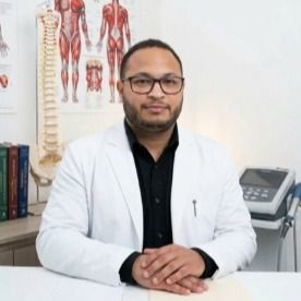 Cristian Salazar, Médico fisiatra rehabilitador Bogotá