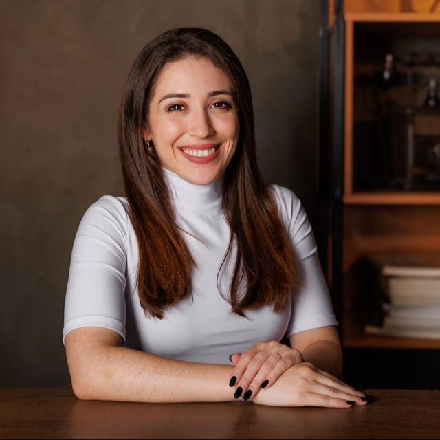 Emanuelle  Xavier , Psicólogo Curitiba