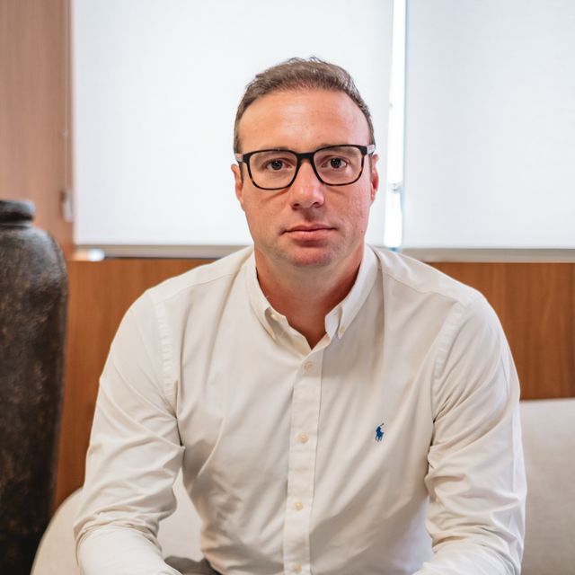 Ricardo Escudero, Cirurgião da mão São Paulo