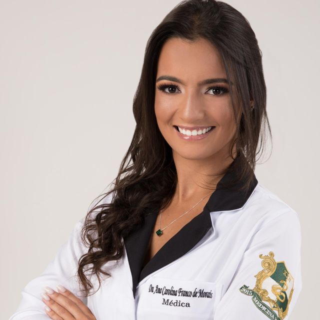 Ana  Carolina Franco De Morais, Médico clínico geral Juiz de Fora