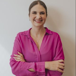 Ampliar imagem: Daniely Loures Buch, Pediatra Curitiba