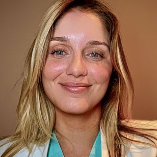 Ampliar imagem: Carolina  Kauling Dagnoni , Cirurgião geral São Paulo