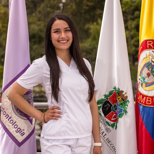 Yelitza Murcia Muñoz, Odontólogo Medellín