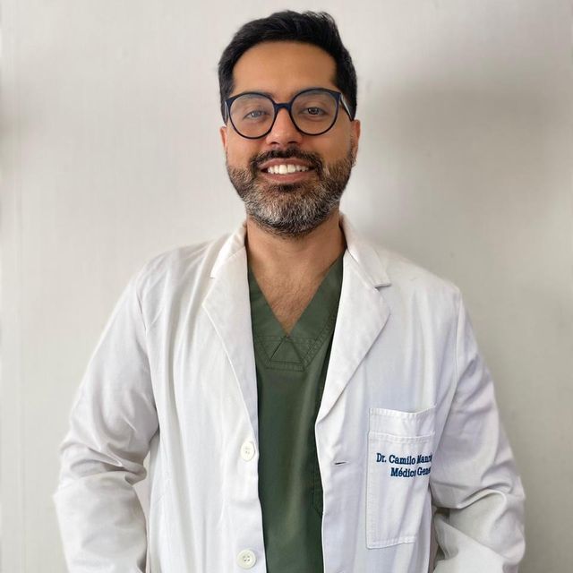 Camilo Ignacio Manriquez Zuvic, Médico general Santiago