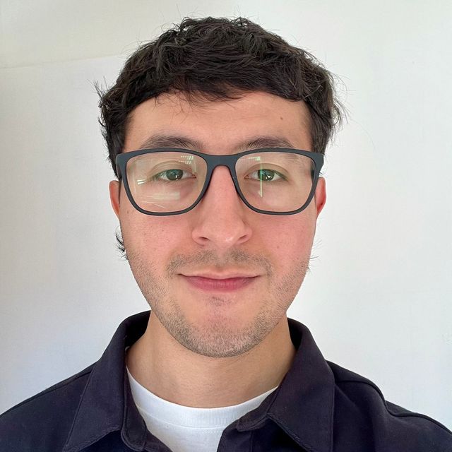 Agustín Eduardo León, Psicólogo Los Ángeles